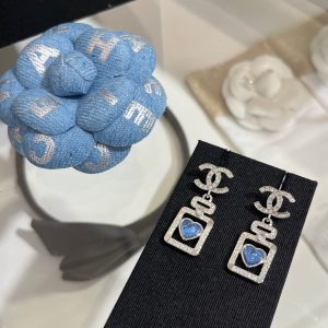 𝑪𝒉𝒂𝒏𝒆 * 25P New Model Blue Heart with Silver Accents and Full Diamonds – Double C Perfume Bottle Earrings