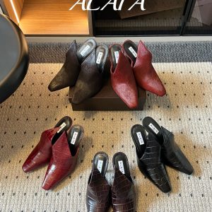 ALAÏ*26ss Summer New Collection: Pointed Toe, Sleek Heel, Mules.