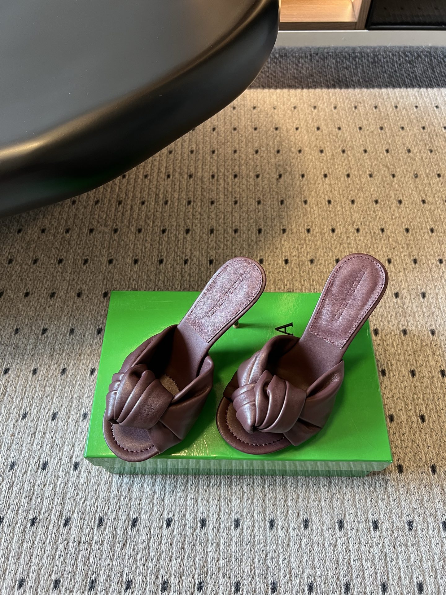 wsxc1783704009480_1 Bottega Venet*BV Summer New Collection: Knot-Tied One-Shoe High Heeled Sandals - 图片 73