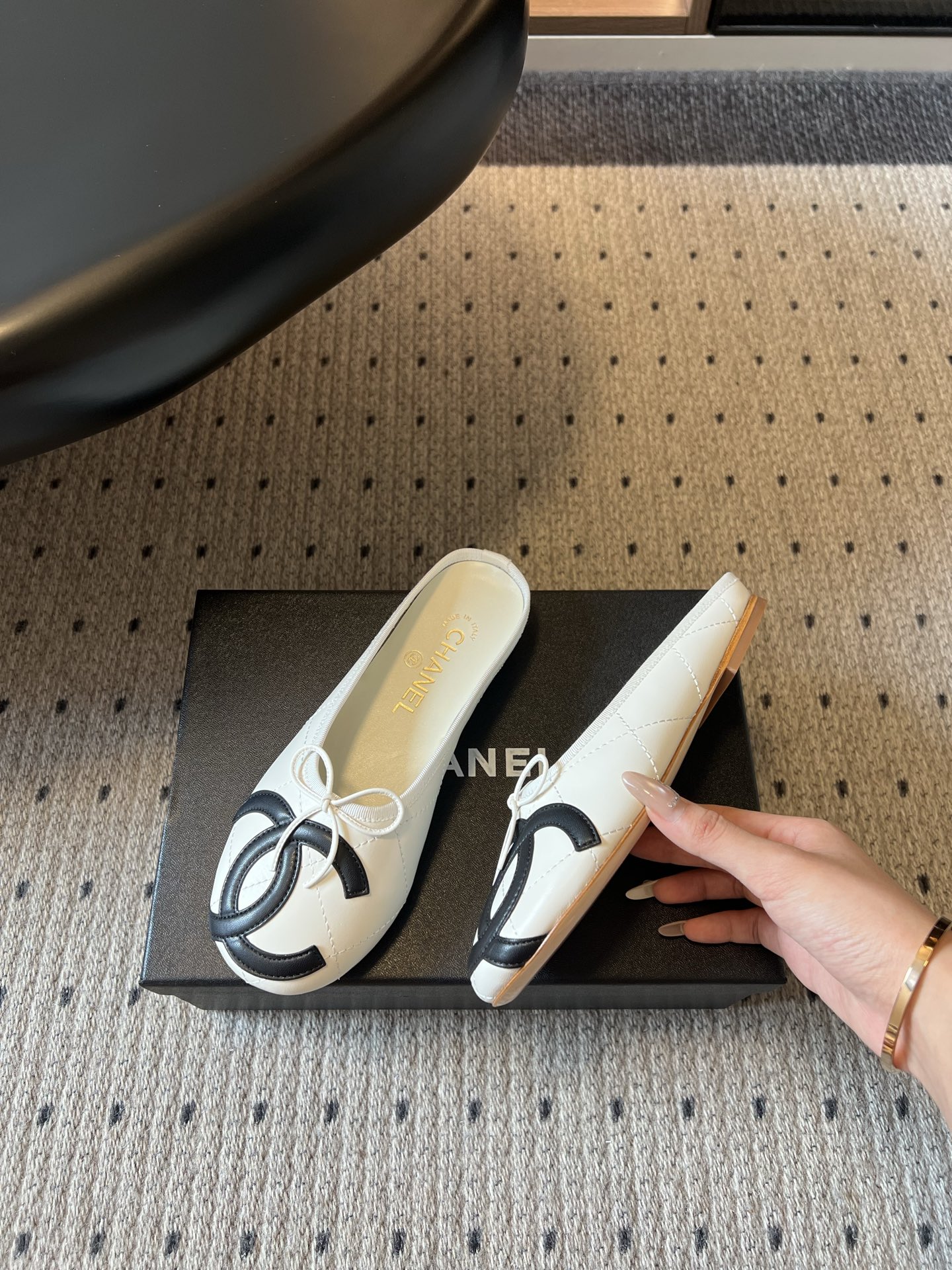 wsxc1783704494322_3 Chane*26ss Summer New Collection Double C-shaped Headband Slip-on Sandals - 图片 35
