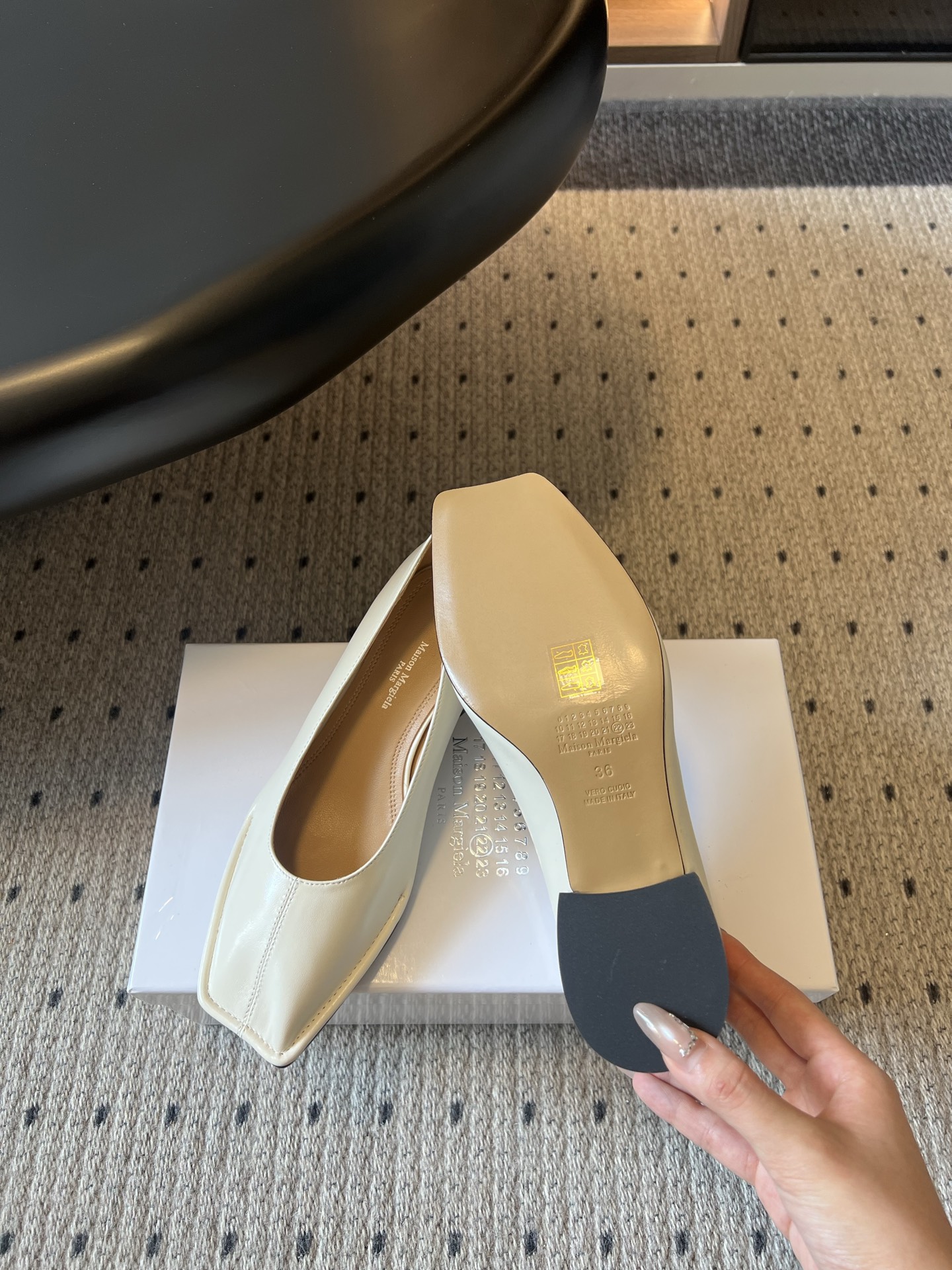 wsxc1783705312573_2 Maison Margiel*26ss summer new collection: square-toed, shallow-cut, low-heeled flats. - 图片 18