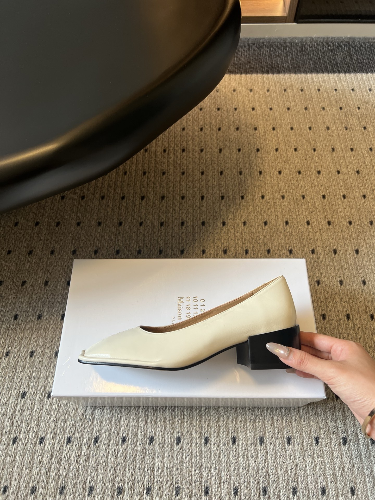 wsxc1783705312573_4 Maison Margiel*26ss summer new collection: square-toed, shallow-cut, low-heeled flats. - 图片 16