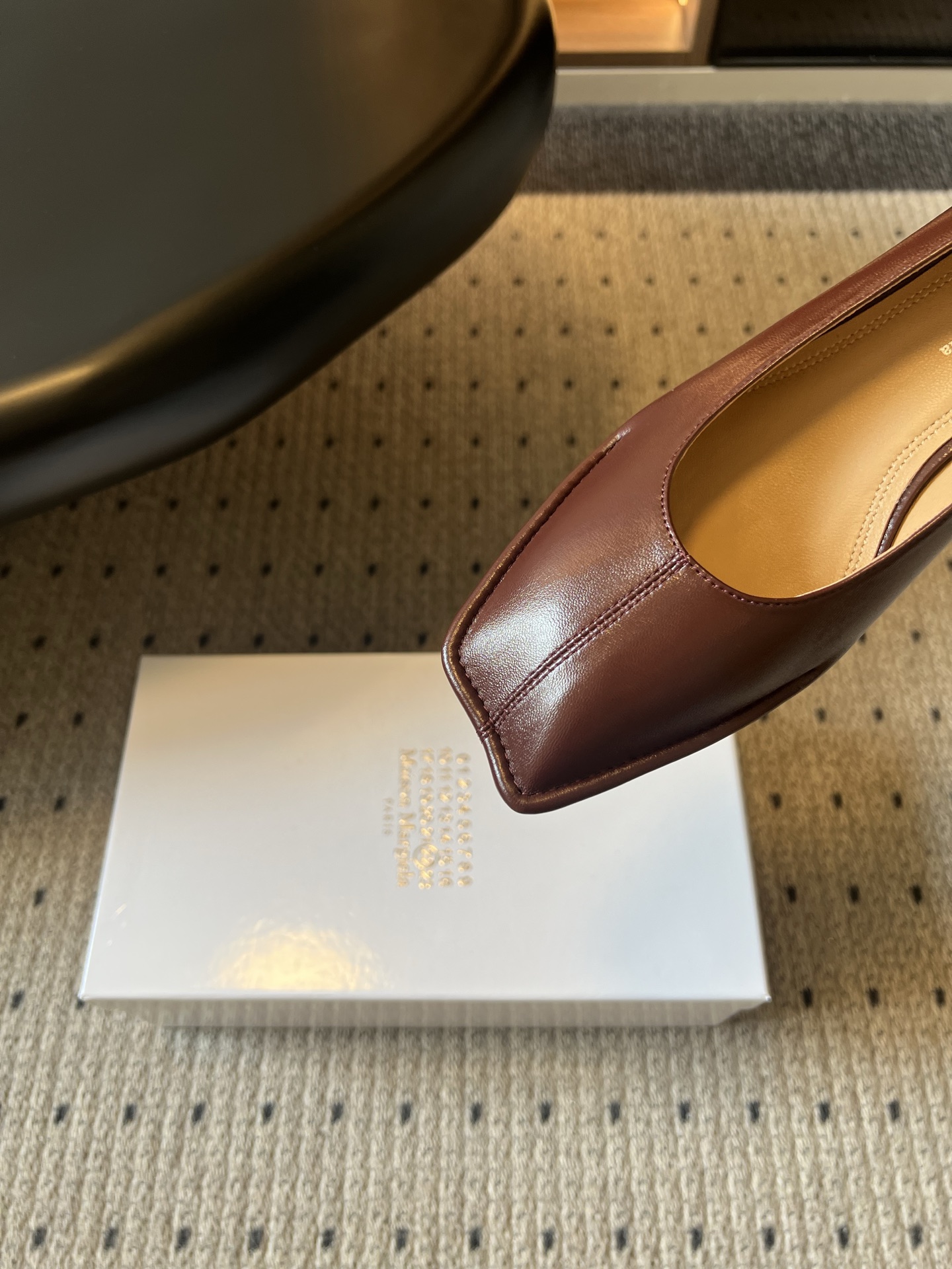 wsxc1783705313661_6 Maison Margiel*26ss summer new collection: square-toed, shallow-cut, low-heeled flats. - 图片 4