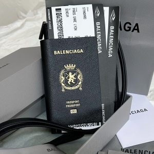Ba1enciaga passport case/PASSPORT ticket lanyard bag