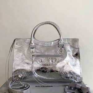Ba1enciaga Le City M/Medium, Silver.