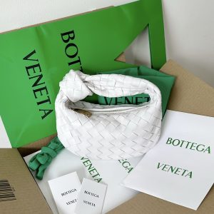 BV Jodie Mini Platinum.