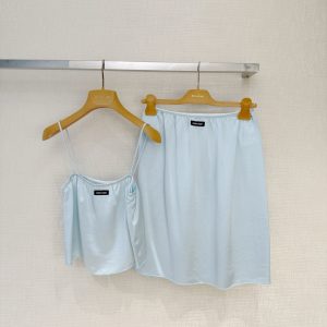 Miu Mi*2026 summer new collection: strapless top + half-length skirt set.