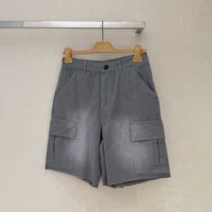 MiuMi*26 Spring/Summer New Collection Workwear Shorts.