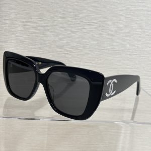 Chane* Exclusive Limited Edition Double C Pearl Sunglasses.