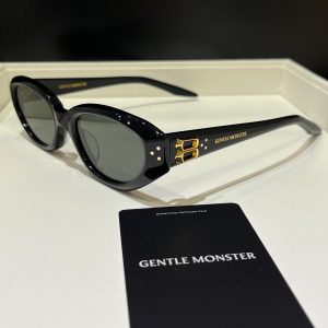 GM.Duns sunglasses.